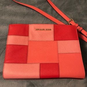 Micheal Kors crossbody